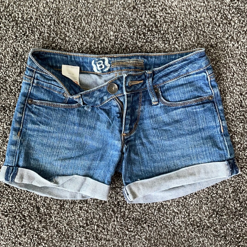 Bullhead jean shorts